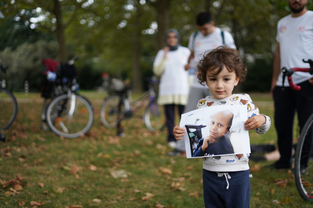 ’Koşulsuz Adalet Maratonu’ devam ediyor; Aktivistler Ahmet Burhan için pedalladı, Köln’de tohum ekti