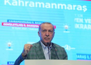 Cumhurbaşkanı Erdoğan: Etiketlerdeki fahiş fiyat artışlarının önüne geçeceğiz
