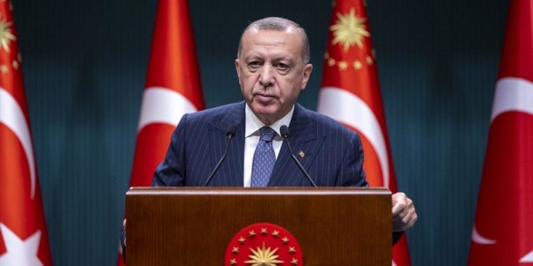 Erdoğan: Parklarda yatanların öğrencilikle ilgisi yok bunlar Gezi Parkı’nın bir başka versiyonu