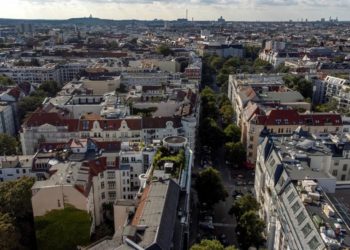 Berlin’de konut krizi: Halk referandumda 200 binden fazla konutun kamulaştırılmasına evet dedi
