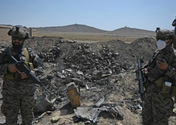 Taliban, gazetecileri Afganistan’da imha edilen CIA merkezini gezdirdi