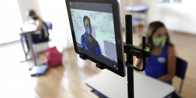 OECD raporu: Sosyo-ekonomik durumun öğrenci başarısını en fazla etkilediği ülke Türkiye