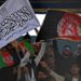 Kabil’de kriket maçında Afganistan ile Taliban bayrakları yan yana
