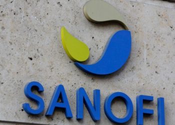 Fransız ilaç devi Sanofi mRNA tipi Covid-19 aşısıyla ilgili çalışmalarını durdurma kararı aldı