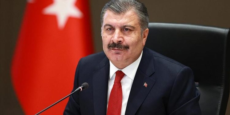 Bakan Fahrettin Koca: Aktif Covid-19 vakalarının yüzde 90’ı aşı olmamış kişiler