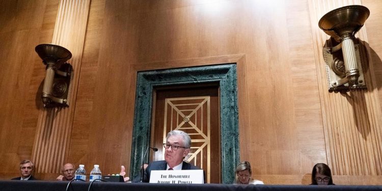 ABD Merkez Bankası, politika faizini değiştirmeyerek yüzde 0-0,25 aralığında sabit bıraktı