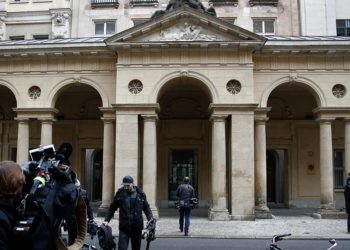 Almanya’da Maliye ve Adalet bakanlıklarına ‘kara para aklamayı örtbas etme’ gerekçesiyle baskın