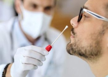 13 soruda PCR testi zorunluluğu: Çalışanın itiraz hakkı olacak mı, işveren yaptırmak istemeyen işçiyi işten çıkartabilecek mi?