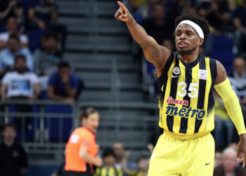 Fenerbahçe'de Ali Muhammed ile yollar ayrıldı