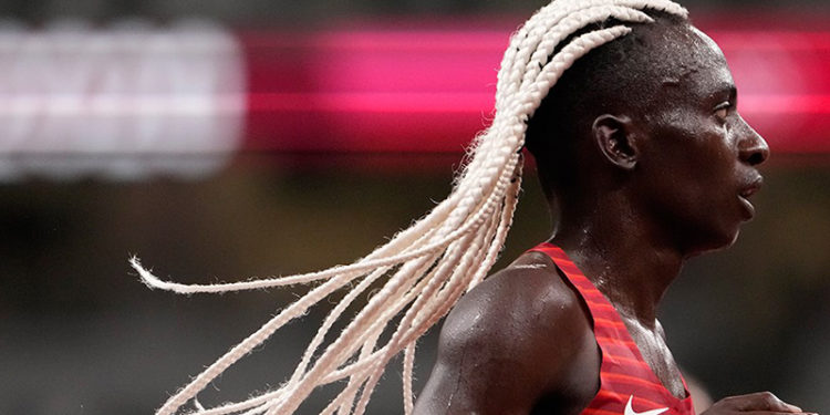 Burundili atlet Francine Niyonsaba'dan dünya rekoru