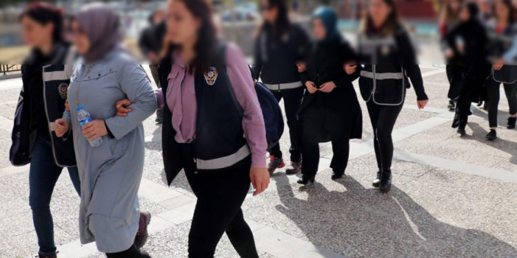 kadınlar gözaltı operasyon