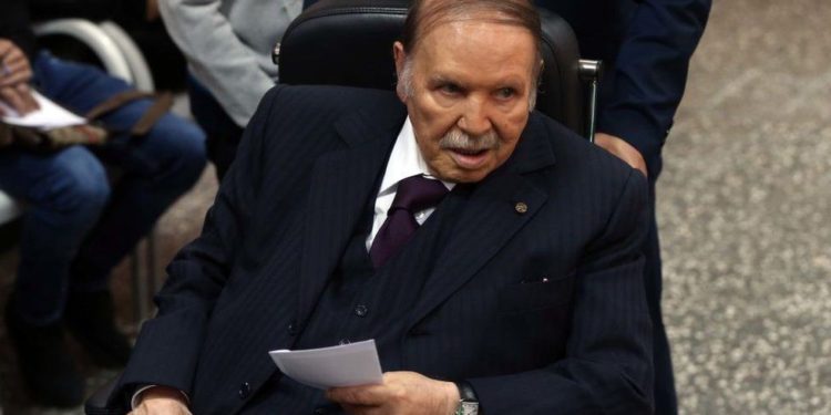 Cezayir'in eski Cumhurbaşkanı Abdülaziz Buteflika 84 yaşında hayatını kaybetti