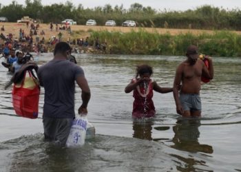 ABD'nin Haiti Özel Temsilcisi, 'Göçmenlerin sınır dışı edilmesi insanlık dışı' diyerek istifa etti
