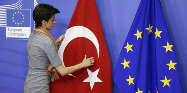AB Komisyonu, Türkiye’yi Ortadoğu ve Kuzey Afrika birimine kaydırdı
