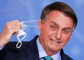 ABD dönüşü karantinaya giren Bolsonaro'nun Koronavirüs testi negatif çıktı