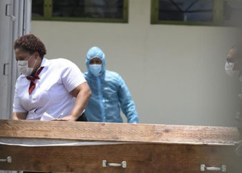 ABD'de Kovid-19 önlemleri karşıtı mitinglerin organizatörü 30 yaşındaki Wallace Kovid-19'dan öldü