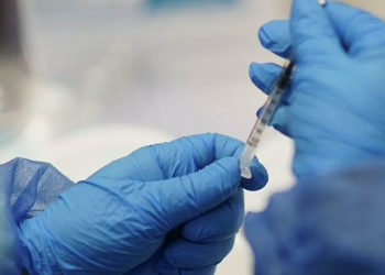 ABD'de riskli işlerde çalışanlar, üçüncü doz Kovid-19 aşısı yapılacaklar listesine eklendi