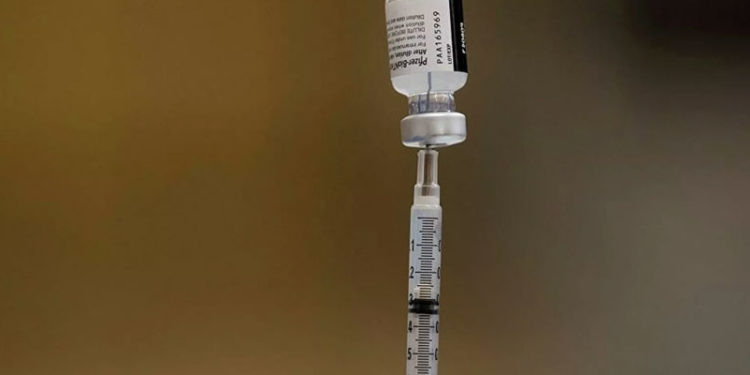 ABD'den üçüncü doz Pfizer aşısının yaşlılar ve risk grubundakilere uygulanmasına onay