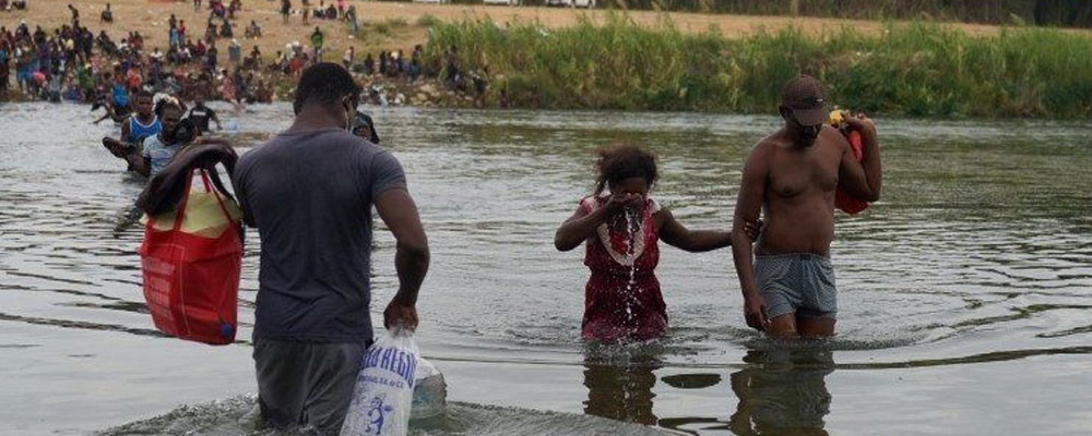 ABD'nin Haiti Özel Temsilcisi, 'Göçmenlerin sınır dışı edilmesi insanlık dışı' diyerek istifa etti