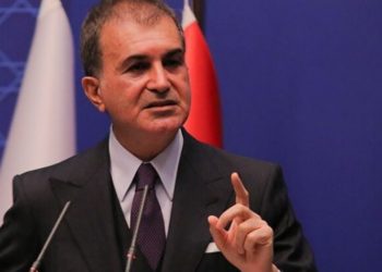 AKP S&ouml;zc&uuml;s&uuml; &Ccedil;elik: Laikliğin Anayasa'da kalmasını istiyoruz, kesinlikle &ccedil;ıkartılamaz