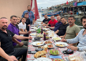 Abdülkadir Ömür, taraftarlarla bir araya geldi