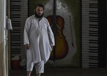 Afganistan'da Taliban yasağı nedeniyle müzik aletleri çürümeye terk edildi