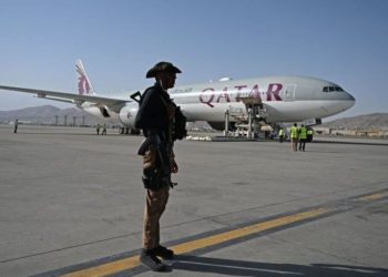 Afganistan'dan tahliye uçuşları Taliban'ın izniyle yeniden başladı