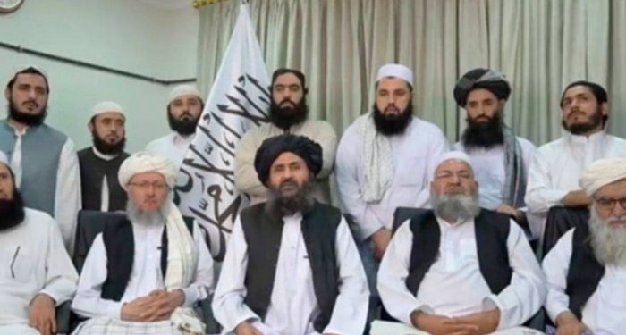 Afganistan’da geçici hükümet kuruldu