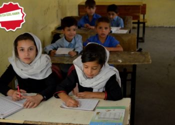 Afganistan’da kız çocukları gelecekten endişeli