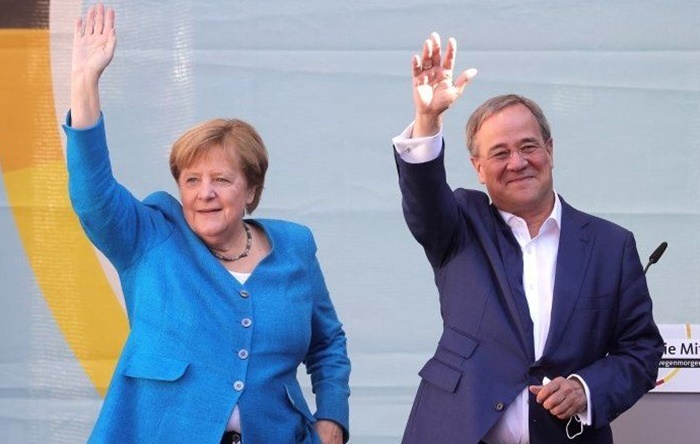 Almanya’da Merkel dönemi bitiyor; halk sandık başında