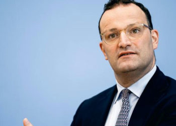 Almanya Sağlık Bakanı normal hayat için tarih verdi