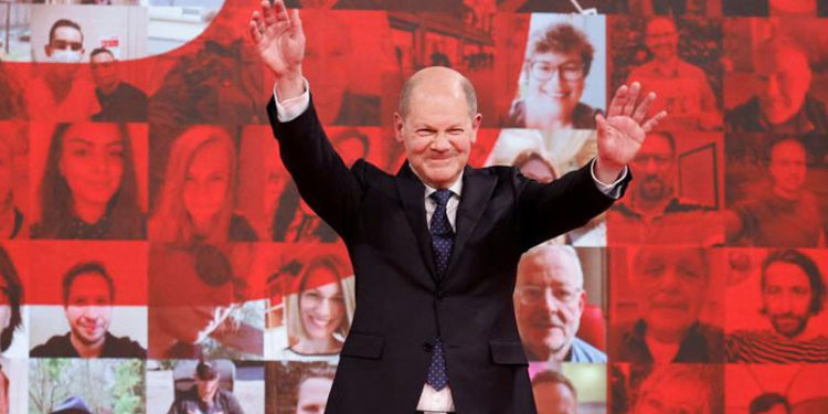 Almanya'da anketlere göre Sosyal Demokrat Parti yükselişte