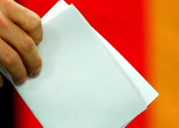 Almanya’da karar günü: Seçmenler sandık başında