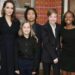 Angelina Jolie, ilk kez çocuklarının fotoğrafını paylaştı