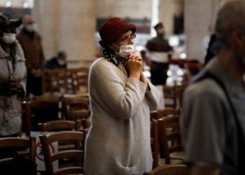 Anket: Fransa'da halkın yarısından fazlası Tanrı'ya inanmıyor