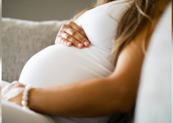 Aşı olmayan 12 hamile Covid-19'dan hayatını kaybetti