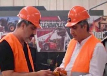 Aşı yaptırmayan kardeşler, Covid-19 nedeniyle hayatını kaybetti