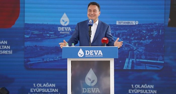 Babacan: Çocukların oynadığı alanda panzer varsa Kürt meselesi vardır