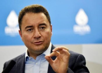 Babacan'dan faiz indirimi yorumu: Millet daha fakirleşti