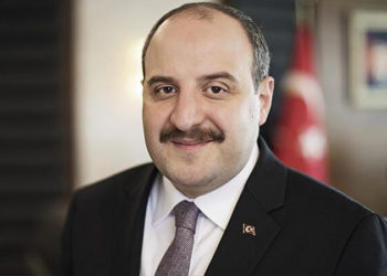 Bakan Varank: Elektrikli otomobillerdeki ÖTV artışı lüks araçlara yönelikti