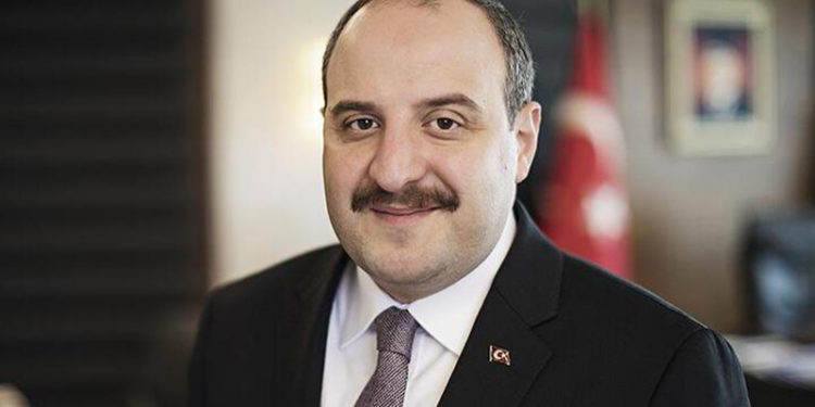Bakan Varank: Elektrikli otomobillerdeki ÖTV artışı lüks araçlara yönelikti