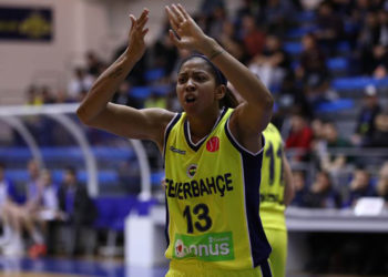 Basketbolcu Candace Parker, Galatasaray-Fenerbahçe rekabetini anlattı: Deliceydi