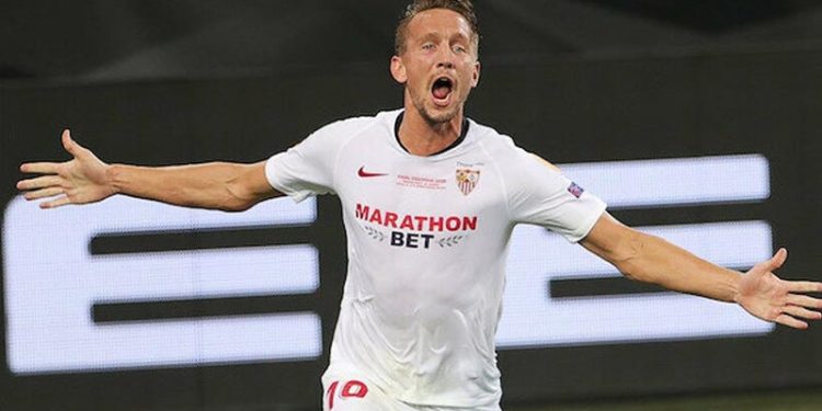 Beşiktaş istedi, Barcelona'ya transfer oldu