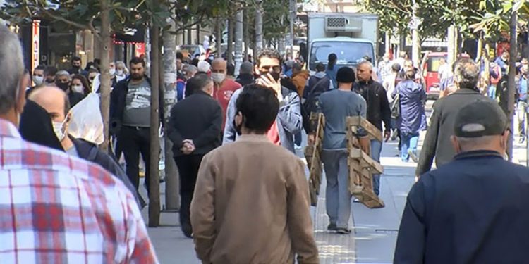 Bilim Kurulu Üyesi Turan: Vaka sayısındaki artış devam ederse her türlü önlemi konuşuruz