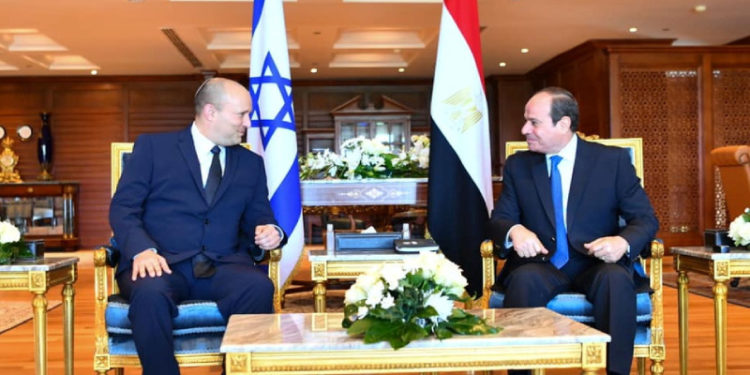 Bir İsrail Başbakanı, 10 yılı aşkın süredir ilk kez Mısır'a gitti: Sisi, iki devletli çözümü desteklediklerini bir kez daha vurguladı