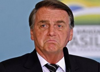 Bolsonaro: ‘Beni ancak tanrı iktidardan indirebilir’