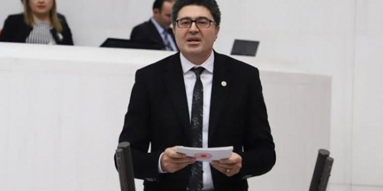 CHP'li Aytekin'den Balıkesir Havalimanı için 1 milyon 150 bin KW elektrik ihalesi iddiası: Cevap beklerken itiraf göndermişler