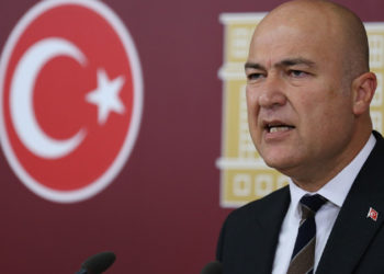 CHP'li Murat Bakan: ROKETSAN ihalesinin FETÖ ile bağlantılı olduğu tespit edilen şirkete verilmesi yeniden anlaşma sürecine katkı mı sağlıyor?
