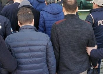 Cezaevindeki tutsakların ailelerine ‘süt’ yardımı yapmak suç sayıldı