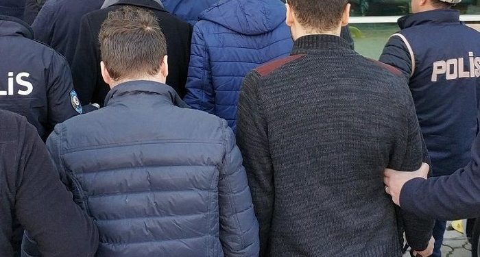 Cezaevindeki tutsakların ailelerine ‘süt’ yardımı yapmak suç sayıldı